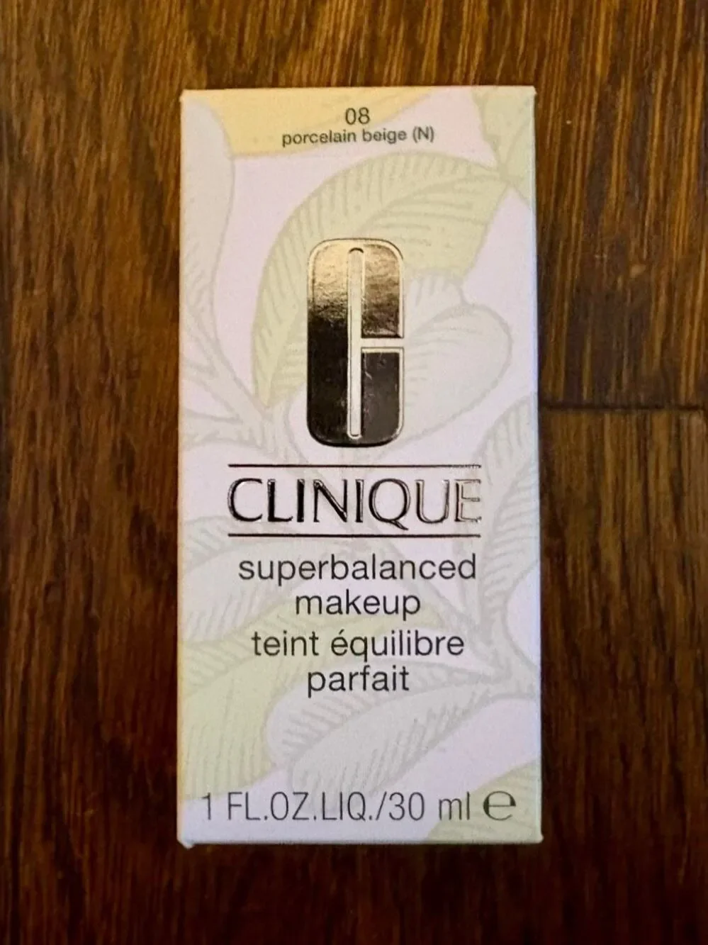 NEW CLINIQUE Superbalanced Makeup 08 Porcelain Beige